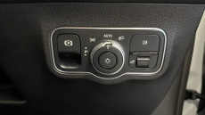 Mercedes-Benz GLB 200 AMG Line Premium Plus 5dr 7G-Tronic Petrol Estate